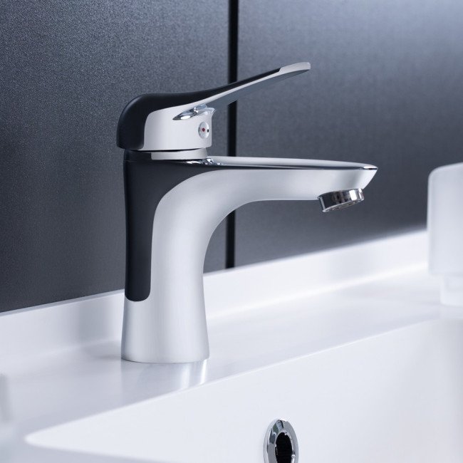 Смеситель для раковины Qtap Integra CRM 001 Смеситель для раковины Qtap Integra CRM 001