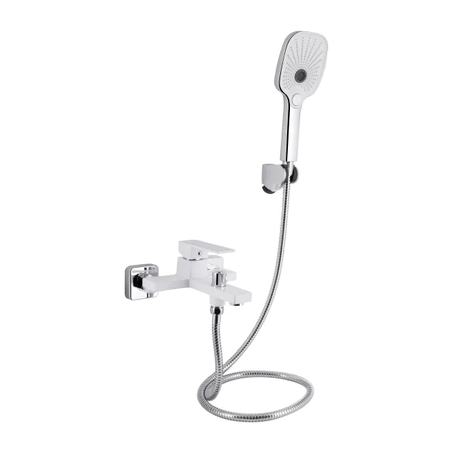 Змішувач для ванни Qtap Gemini (з душовим гарнітуром) QTGEM259CRW45683 Chrome/White Змішувач для ванни Qtap Gemini (з душовим гарнітуром) QTGEM259CRW45683 Chrome/White
